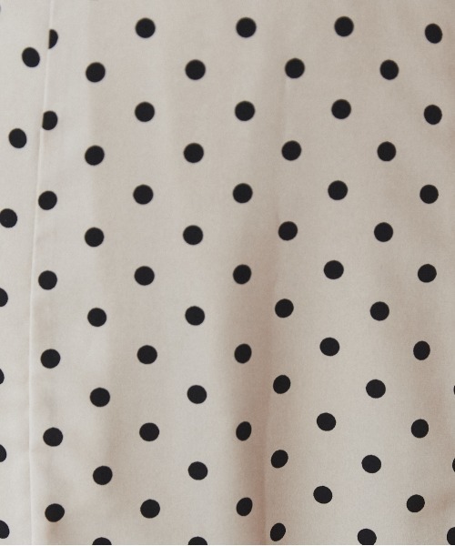 ANGIE（アンジー）の「サテンナロースカート（スカート・レディース・ブラック/ホワイト系その他/ブラック系その他/グリーン系その他/ライトベージュ・FREE）」の13枚目の写真