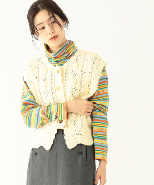 BEAMS BOY(ビームスボーイ)の「BEAMS BOY / アラン カーディガン ベスト(ベスト・レディース・ブラック/オフホワイト/レッド系その他3・ONE SIZE)」の7枚目の写真