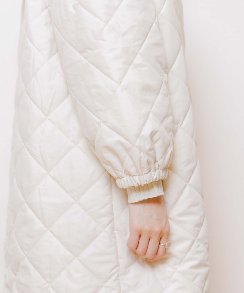 flower（フラワー）の「バルーンキルティングコート（ダウンジャケット/コート・レディース・ブラウン/アイボリー・FREE）」の18枚目の写真