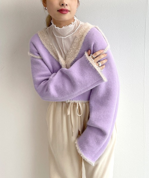 w closet(ダブルクローゼット)の「【2WAY】フェザーショートカーディガン(ニット/セーター・レディース・ベージュ/オフホワイト/ラベンダー・FREE)」の4枚目の写真