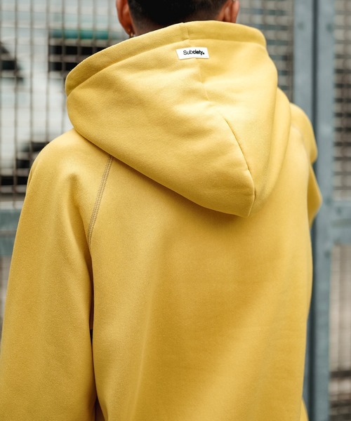 Subciety(サブサエティ)の「RAGLAN PARKA(パーカー・メンズ・グレー/ブラック/イエロー/パープル・LARGE/X-LARGE/SMALL/MEDIUM)」の9枚目の写真