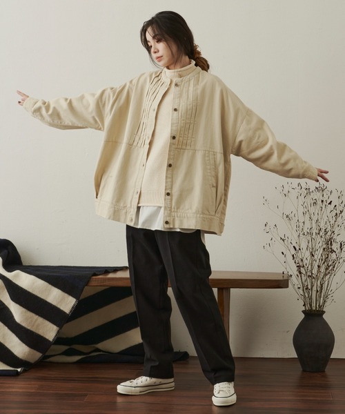 Libra Cue（リブラ キュー）の「“タックツイルコットンジャケット”　　　　　　　　　　　　　　　　　　　　　　　　　　　　　　　　　　　　　　　コットン100％、ワンピースやパンツなど様々なコーディネートに合わせられるオーバーサイズジャケット。（ノーカラージャケット・レディース・ネイビー/アイボリー・FREE）」の18枚目の写真