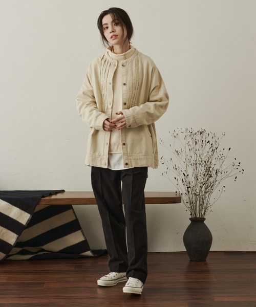 Libra Cue（リブラ キュー）の「“タックツイルコットンジャケット”　　　　　　　　　　　　　　　　　　　　　　　　　　　　　　　　　　　　　　　コットン100％、ワンピースやパンツなど様々なコーディネートに合わせられるオーバーサイズジャケット。（ノーカラージャケット・レディース・ネイビー/アイボリー・FREE）」の16枚目の写真