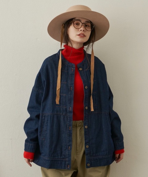 Libra Cue（リブラ キュー）の「“タックツイルコットンジャケット”　　　　　　　　　　　　　　　　　　　　　　　　　　　　　　　　　　　　　　　コットン100％、ワンピースやパンツなど様々なコーディネートに合わせられるオーバーサイズジャケット。（ノーカラージャケット・レディース・ネイビー/アイボリー・FREE）」の10枚目の写真