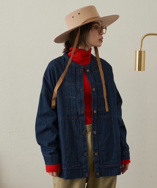 Libra Cue（リブラ キュー）の「“タックツイルコットンジャケット”　　　　　　　　　　　　　　　　　　　　　　　　　　　　　　　　　　　　　　　コットン100％、ワンピースやパンツなど様々なコーディネートに合わせられるオーバーサイズジャケット。（ノーカラージャケット・レディース・ネイビー/アイボリー・FREE）」の12枚目の写真