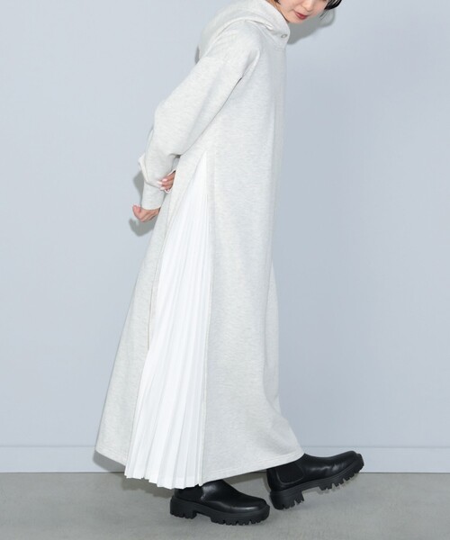 BEAMS HEART(ビームスハート)の「脇プリーツ フーディ ワンピース(ワンピース・レディース・ライトグレー/ブラウン系その他/ブラック/パープル系その他2/ホワイト系その他5・FREE)」の7枚目の写真