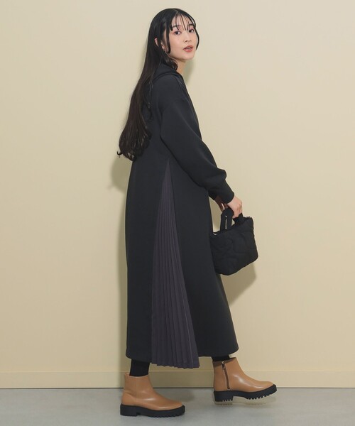 BEAMS HEART(ビームスハート)の「脇プリーツ フーディ ワンピース(ワンピース・レディース・ライトグレー/ブラウン系その他/ブラック/パープル系その他2/ホワイト系その他5・FREE)」の11枚目の写真