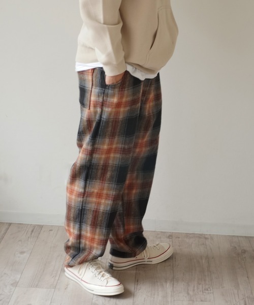 GGD（ジージーディー）の「【GGD】 チェック ワイド テーパードパンツ（その他パンツ・メンズ・ブラウン系その他2/ブラック系その他/グレー系その他/ブラウン系その他・FREE）」の4枚目の写真