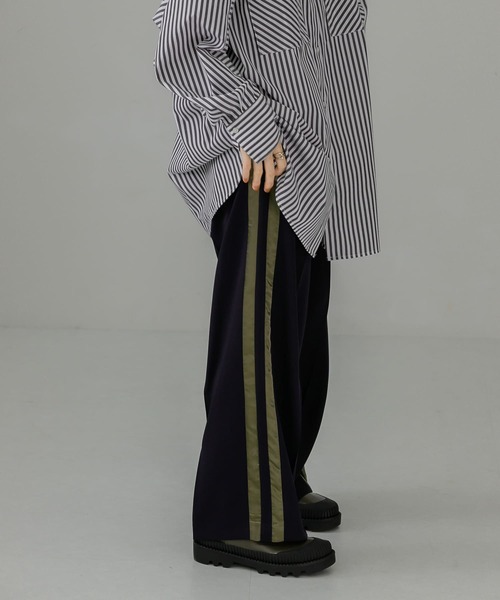 KBF(ケイビーエフ)の「サイドラインスラックス(スラックス・レディース・ネイビー/アイボリー/ボルドー・ONE)」の18枚目の写真