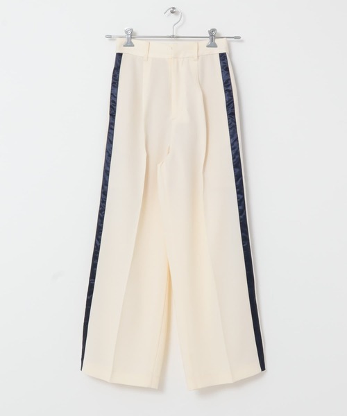 KBF(ケイビーエフ)の「サイドラインスラックス(スラックス・レディース・ネイビー/アイボリー/ボルドー・ONE)」の10枚目の写真