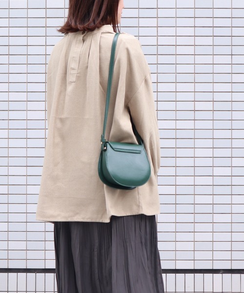 Isn't She?(イズントシー)の「前後2wayスタンドカラーチュニック(チュニック・レディース・ブラック/カーキ/ベージュ・FREE)」の8枚目の写真