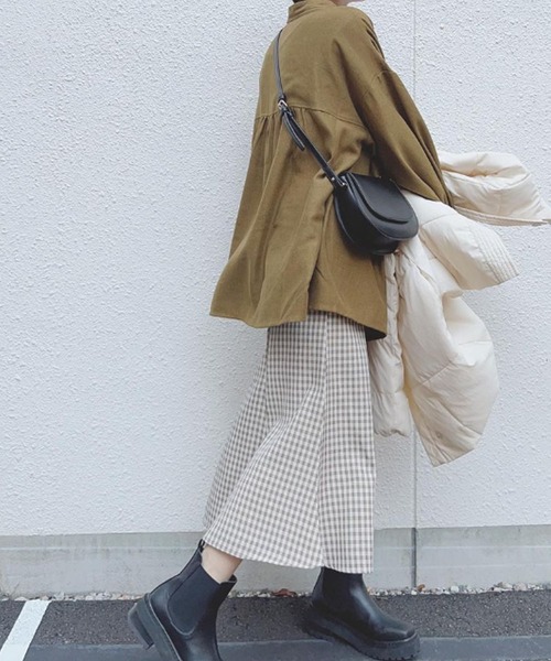 Isn't She?(イズントシー)の「前後2wayスタンドカラーチュニック(チュニック・レディース・ブラック/カーキ/ベージュ・FREE)」の6枚目の写真