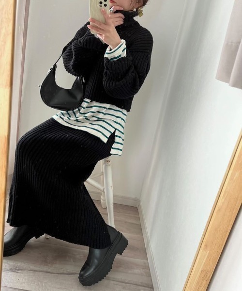 toucher du brise（トゥシェドブリーズ）の「ロング ニットナロー スカート（スカート・レディース・オフホワイト/ブラック/カーキ/ピンク・M）」の3枚目の写真