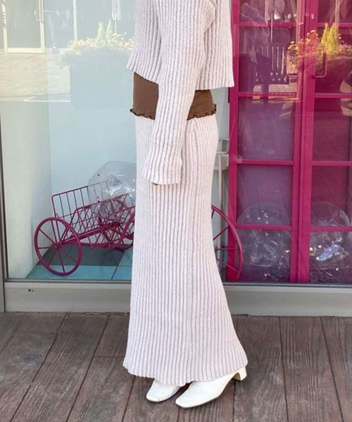 toucher du brise（トゥシェドブリーズ）の「ロング ニットナロー スカート（スカート・レディース・オフホワイト/ブラック/カーキ/ピンク・M）」の22枚目の写真