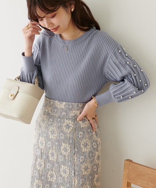 natural couture(ナチュラルクチュール)の「パールスリーブお上品ニット(ニット/セーター・レディース・モカ/オレンジ/ブラック/サックスブルー/アイボリー・FREE)」の5枚目の写真