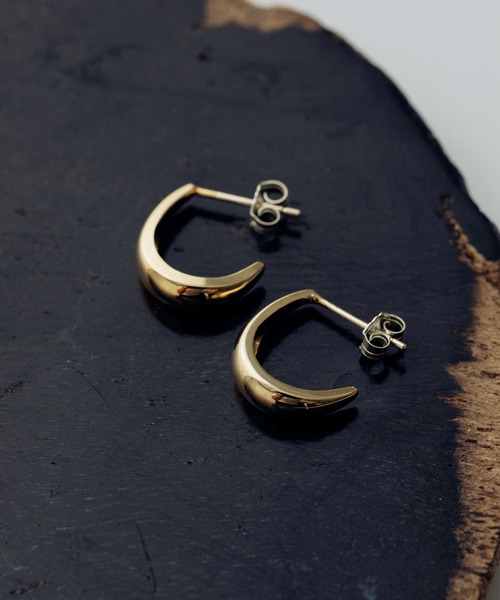 VATSURICA(バツリカ)の「〈VATSURICA〉silver925 / 金属アレルギー対応 / シンプルピアス(ピアス(両耳用)・レディース・ゴールド/シルバー・FREE)」の1枚目の写真