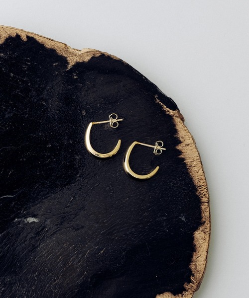 VATSURICA(バツリカ)の「〈VATSURICA〉silver925 / 金属アレルギー対応 / シンプルピアス(ピアス(両耳用)・レディース・ゴールド/シルバー・FREE)」の5枚目の写真