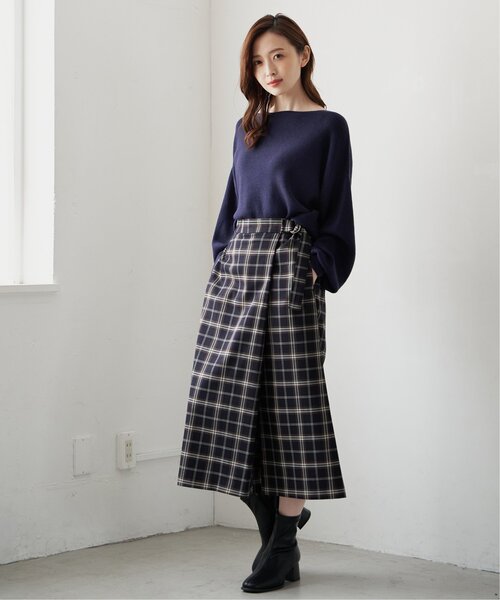 ikka(イッカ)の「総針ボートネックプルオーバー(ニット/セーター・レディース・レッド/オフホワイト/グリーン/その他1/ライトベージュ/ネイビー・S/M/L)」の21枚目の写真