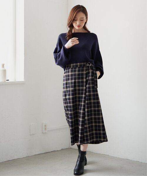 ikka(イッカ)の「総針ボートネックプルオーバー(ニット/セーター・レディース・レッド/オフホワイト/グリーン/その他1/ライトベージュ/ネイビー・S/M/L)」の20枚目の写真
