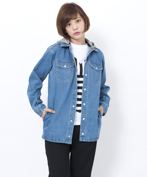 MILKFED.(ミルクフェド)の「BIG SHIRT JACKET(ブルゾン・レディース・カモフラージュ/インディゴブルー・SMALL/MEDIUM)」の2枚目の写真