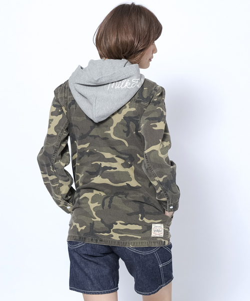 MILKFED.(ミルクフェド)の「BIG SHIRT JACKET(ブルゾン・レディース・カモフラージュ/インディゴブルー・SMALL/MEDIUM)」の19枚目の写真