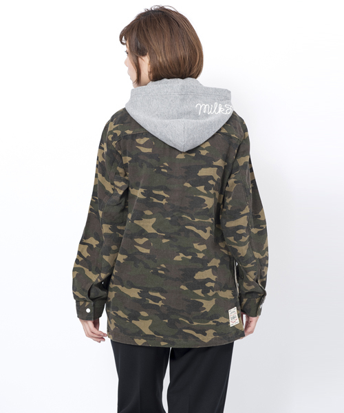 MILKFED.(ミルクフェド)の「BIG SHIRT JACKET(ブルゾン・レディース・カモフラージュ/インディゴブルー・SMALL/MEDIUM)」の5枚目の写真