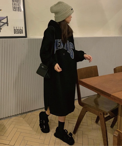 meJane(ミージェーン)の「TEXASロゴ 裏起毛スウェットパーカーワンピース(ワンピース・レディース・ブラウン/ベージュ/ブラック/チャコールグレー・FREE)」の9枚目の写真