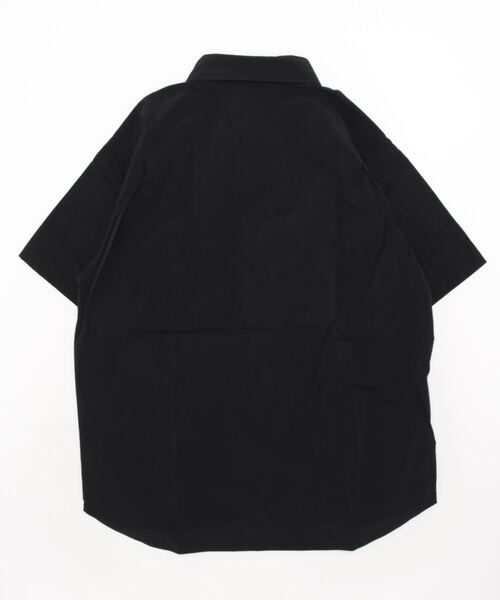 AZIONE(アジオネ)の「AZIONE/アジオネ/ナイロンシャツ(シャツ/ブラウス・メンズ・グリーン/ブラック・M)」の3枚目の写真