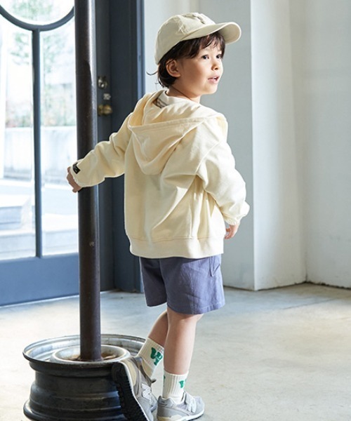 b・ROOM(ビールーム)の「ドロップシンプルジップパーカ(Tシャツ/カットソー・キッズ・アイボリー/ブルーグレー/グリーン/ネイビー/マスタード・100cm/110cm/120cm/130cm/140cm/150cm)」の18枚目の写真