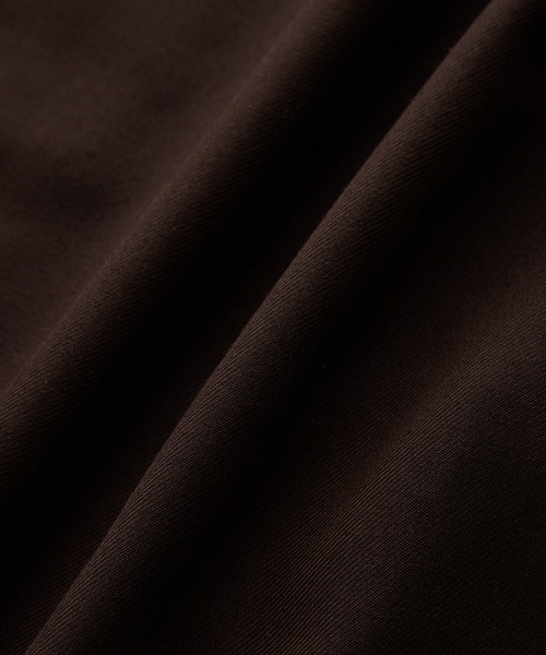 ADAM ET ROPE'（アダムエロペ）の「【WEB限定】2タック ワイドルーズ スラックス ドカン カーゴ パンツ / 裾ベルト / ミリタリー / ユニセックス（カーゴパンツ・メンズ・ダークブラウン/ネイビー/グリーン系その他・M/L）」の18枚目の写真