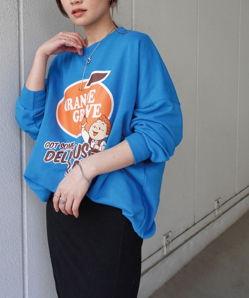 CORNERS（コーナーズ）の「ORANGEGROVEプリントオーパーサイズスウェット（スウェット・レディース・ネイビー/ピンク/ターコイズブルー/グリーン/オートミール・FREE）」の5枚目の写真