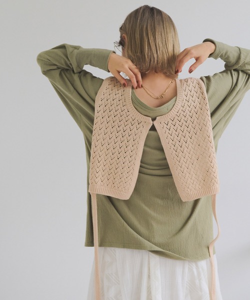 Crisp(クリスプ)の「サイドリボンニットカラー(ニット/セーター・レディース・ネイビー/ブラウン/アイボリー・FREE)」の10枚目の写真