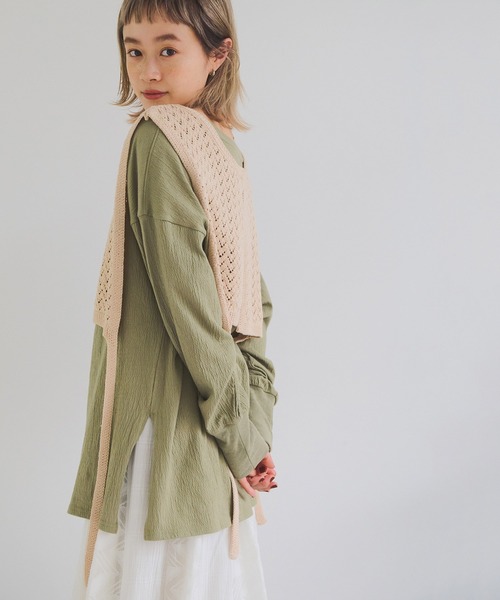 Crisp(クリスプ)の「サイドリボンニットカラー(ニット/セーター・レディース・ネイビー/ブラウン/アイボリー・FREE)」の11枚目の写真