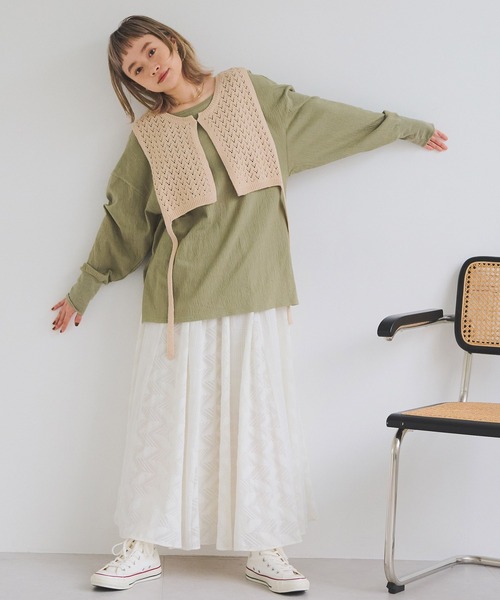 Crisp(クリスプ)の「サイドリボンニットカラー(ニット/セーター・レディース・ネイビー/ブラウン/アイボリー・FREE)」の4枚目の写真