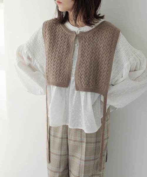 Crisp(クリスプ)の「サイドリボンニットカラー(ニット/セーター・レディース・ネイビー/ブラウン/アイボリー・FREE)」の14枚目の写真