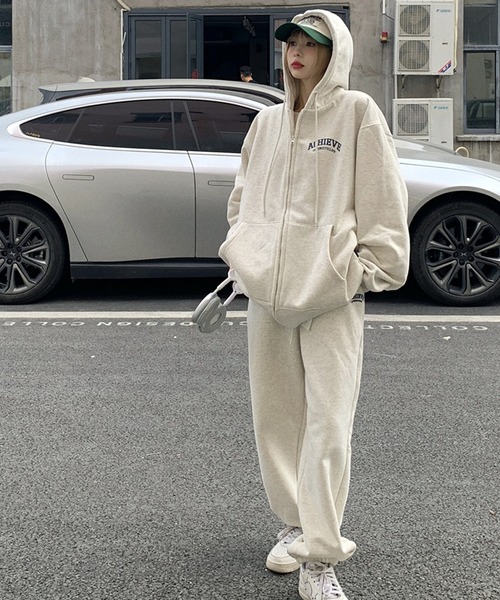 LAFFMO（ラフモ）の「オーバーサイズスウェットセットアップ