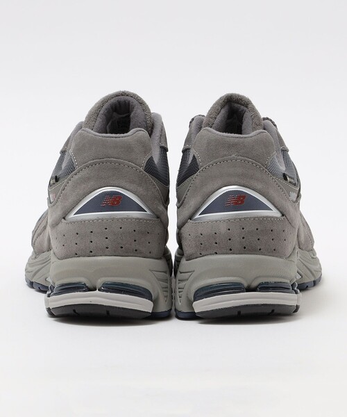 SHIPS(シップス)の「NEW BALANCE: M2002RX(スニーカー・メンズ・グレー/ブラック・10/11/9/8)」の4枚目の写真