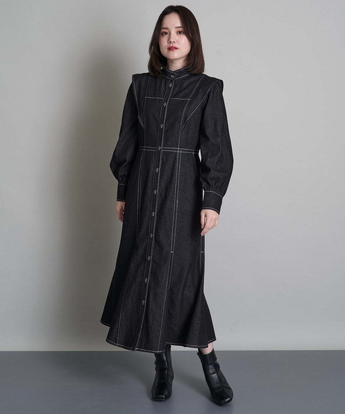 A de a.v.v（アードアー・ヴェ・ヴェ）の「襟リボン付き肩ラッフルマーメイドデニムワンピース（ワンピース・レディース・チャコールグレー/ブルー・36/38）」の11枚目の写真