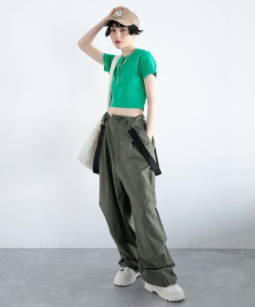 PAGEBOY（ページボーイ）の「ハーフZIPリブショート（Tシャツ/カットソー・レディース・ブラック/ホワイト/イエロー/グリーン・FREE）」の11枚目の写真