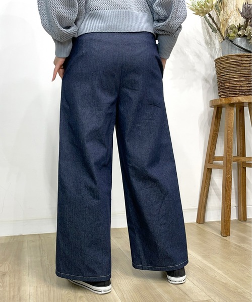 Meli rich(メリーリッチ)の「タックワイドパンツ(デニムパンツ・レディース・サックスブルー/ブルー/ネイビー・MEDIUM)」の9枚目の写真