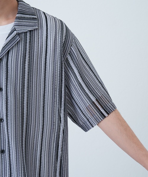 CIAOPANIC TYPY（チャオパニックティピー）の「マルチストライプ透かし編みバルファレースシャツ（シャツ/ブラウス・メンズ・ライトグレー/グリーン/オレンジ・MEDIUM/LARGE）」の6枚目の写真