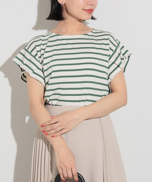 BEAMS HEART(ビームスハート)の「BEAMS HEART / 袖タック ボーダープルオーバー(Tシャツ/カットソー・レディース・グリーン/オフホワイト/ネイビー・FREE)」の2枚目の写真