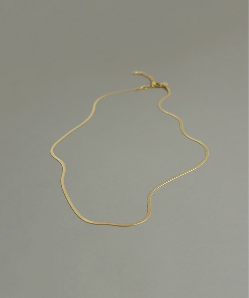 ieLS(イエルズ)の「金属アレルギー対応「ieLS」ステンレス フラットスネークチェーン2mm(ネックレス・メンズ・ゴールド/シルバー・42cm/38cm)」の6枚目の写真
