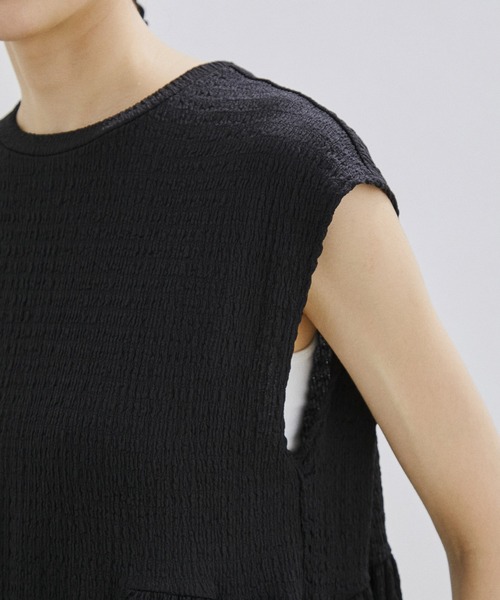 SALON adam et rope'（サロン アダム エ ロペ）の「【WEB限定】【セットアップ対応】ラッセルシャーリングウエストギャザーペプラムTシャツ（Tシャツ/カットソー・レディース・ブラック/グレー/オフホワイト・FREE）」の14枚目の写真