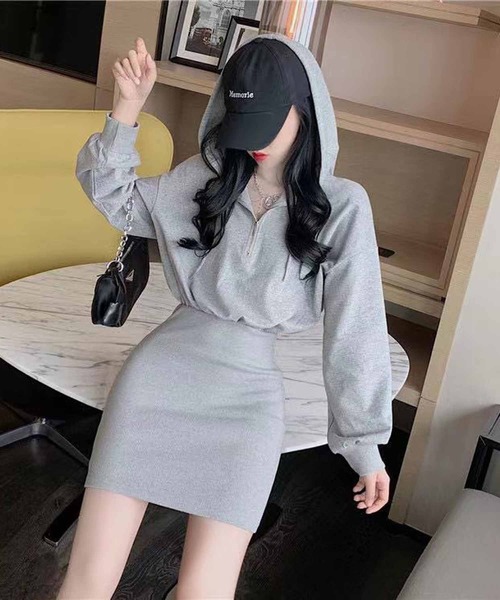 NANEA(ナネア)の「フード付きワンピース(ワンピース・レディース・ブラック/ホワイト/グレー・SMALL/MEDIUM)」の15枚目の写真