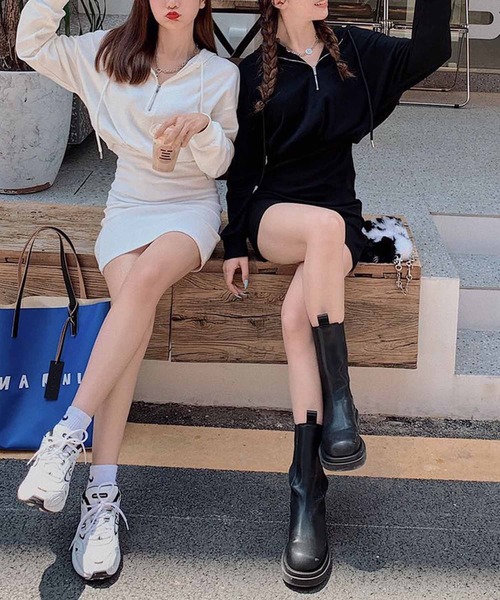 NANEA(ナネア)の「フード付きワンピース(ワンピース・レディース・ブラック/ホワイト/グレー・SMALL/MEDIUM)」の20枚目の写真