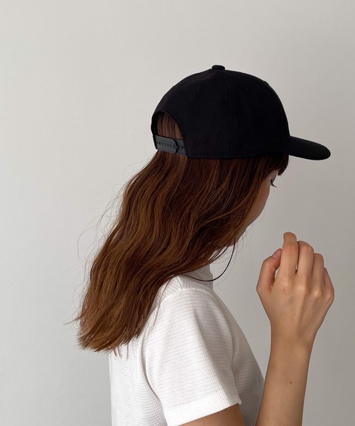 CANAL JEAN（キャナルジーン）の「1975 TOKYO　刺繍CAP（キャップ・レディース・ネイビー/ブラック・ONE SIZE）」の11枚目の写真