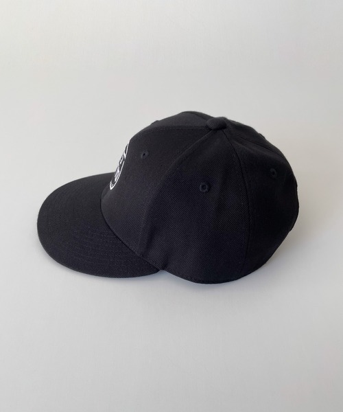 CANAL JEAN（キャナルジーン）の「1975 TOKYO　刺繍CAP（キャップ・レディース・ネイビー/ブラック・ONE SIZE）」の14枚目の写真
