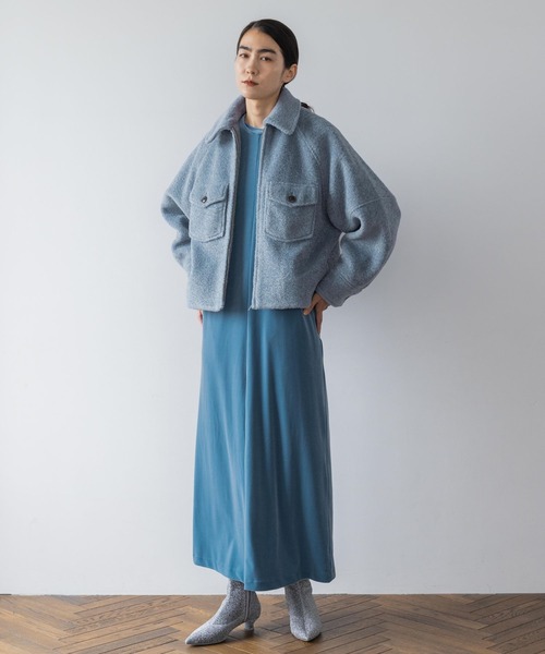 yuw(ユウ)の「ZIPショートブルゾン 973649(ブルゾン・レディース・ブラック/ブルー・FREE)」の4枚目の写真