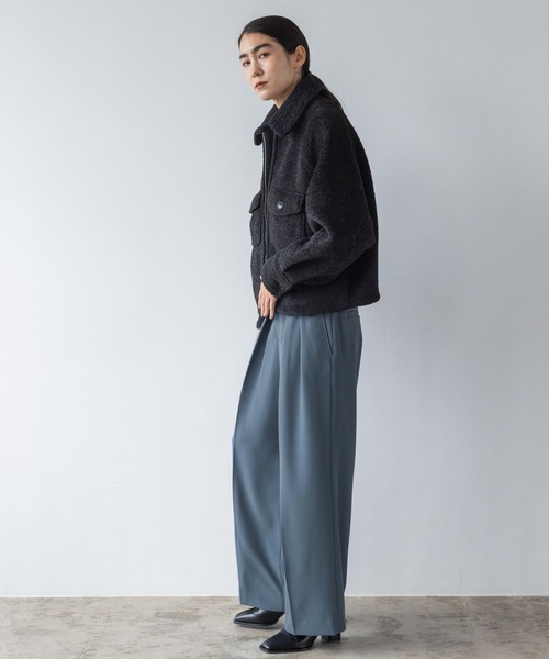 yuw(ユウ)の「ZIPショートブルゾン 973649(ブルゾン・レディース・ブラック/ブルー・FREE)」の13枚目の写真